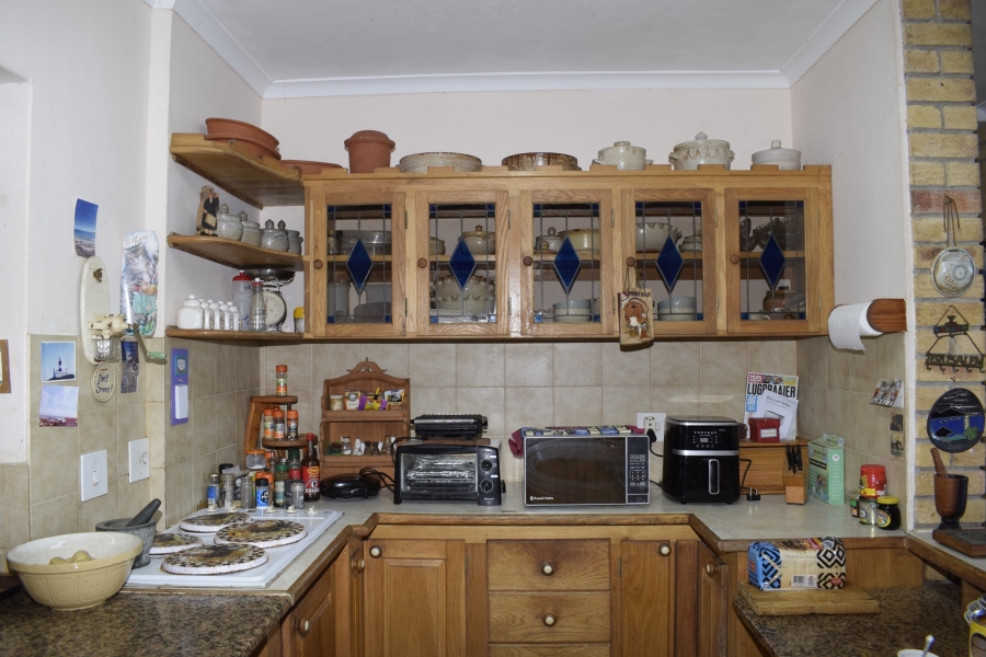 2 Bedroom Property for Sale in Struisbaai Western Cape